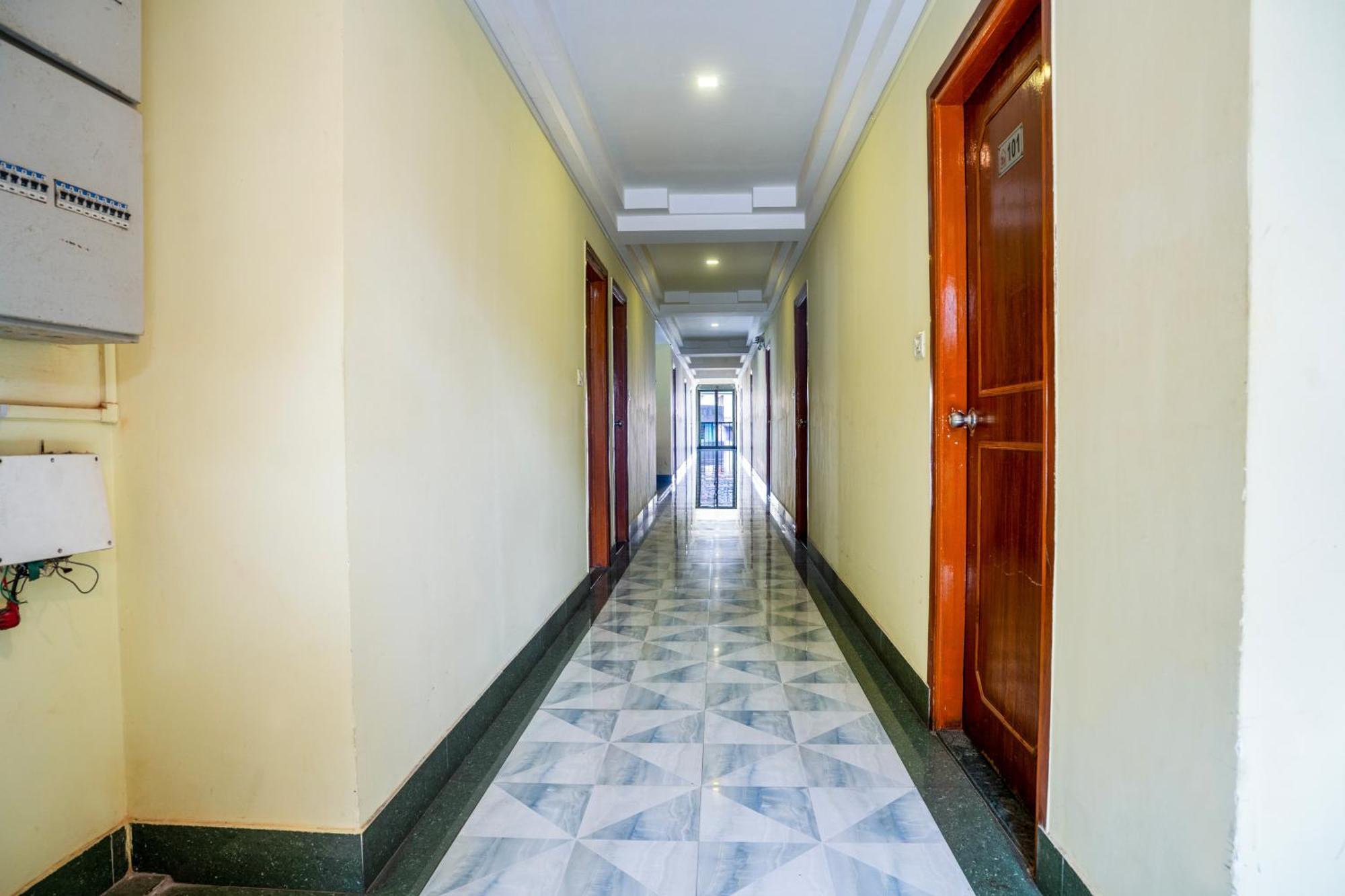 Hotel Niladrii Galaxy Siliguri Εξωτερικό φωτογραφία